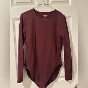 Old Navy Women's Maroon Long Sleeve Tee